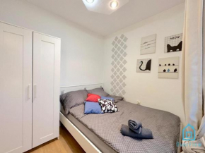 Downtown Room